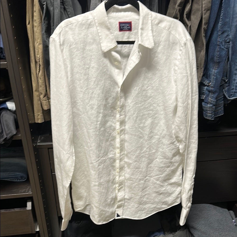 Men’s large UNTUCKit tall slim wrinkle resistant 100% linen shirt. Never worn
